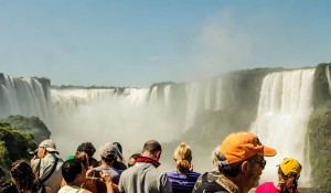 Visto eletrônico impulsiona número de turistas norte-americanos em Foz do Iguaçu