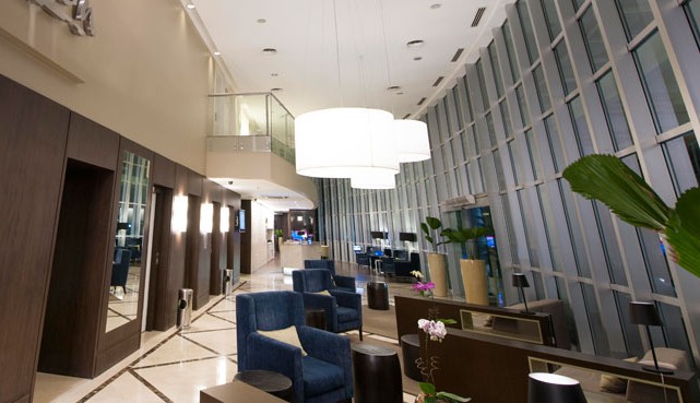 Radisson Vila Olímpia aposta em alta da hotelaria neste ano Lobby do Radisson Vila Olímpia (Foto: Portal Atlantica Hotels)