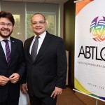 Gilson Lira, da Embratur, e Marcelo Michieletto, presidente da ABTLGBT Gilson Lira, da Embratur, e Marcelo Michieletto, presidente da ABTLGBT