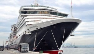 Discover leva 40 agentes e operadores para conhecer o Cunard Queen Victoria; veja fotos