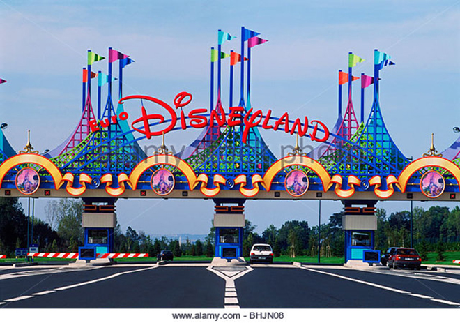 Eurodisney comemora 25 anos com fluxo de 14 milhões de visitantes ao ano Vale essa