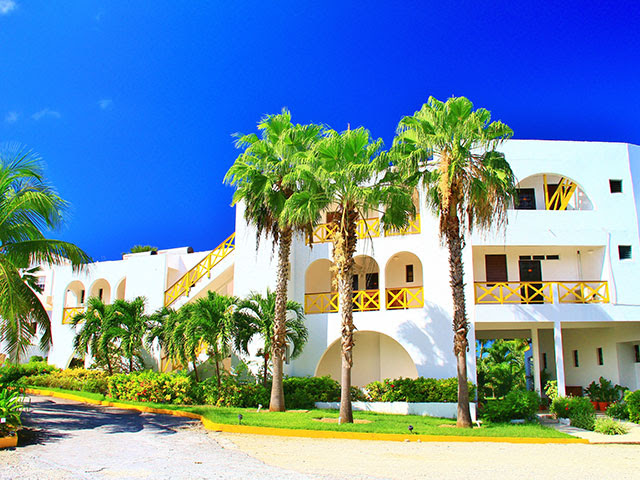 Anacaona Boutique Hotel, em Anguilla, reabre como um Bed & Breakfast Hotel, que tem quartos com vista para o mar, passa a incluir café da manhã na tarifa de estadia (Foto: Divulgação)