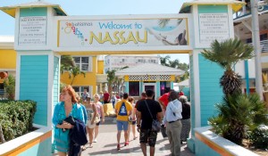 Bahamas reabre fronteiras para turistas internacionais