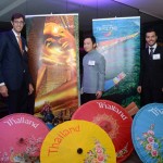 Leonardo Pugliese, do Turismo da Thailand, com Kosin Phonmang, Encarregado de Negócios da Tailândia, e Elton Rodrigo da Silva