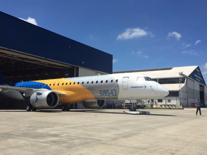 Aeronave E195-E2, último lançamento da Embraer 