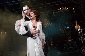Broadway inicia temporada de espetáculos; confira agenda 6 The Phantom of The Opera