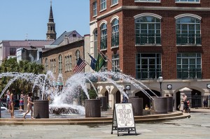 4 destinos amigáveis para viajar sozinho Charleston, carolina do norte EUA