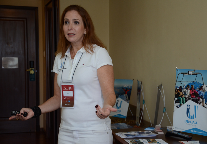 Turismo em Ushuaia tem aplicativo para agentes e viajantes 1 Cristiane Cavalli, de Ushuaia, trouxe vídeos e explicações com o melhor do destino para a Ancoradouro deste ano.