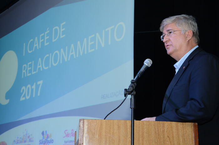 SPTuris deve ser privatizada até final do ano 1 David Barioni discursou durante a cerimonia que sacramentou o acordo entre a SPTuris e o SPCVB