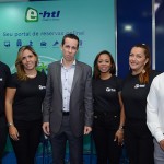 Flavio Louro, com equipe da E-Htl