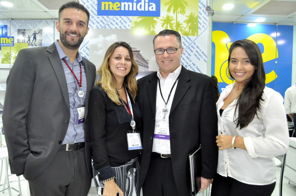 Neto Fernandes, Claudia Lobo, David Lusvardi e Bruna Palmas, de Nevada