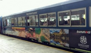 Trem turístico paranaense ganha vagão temático do Espírito Santo
