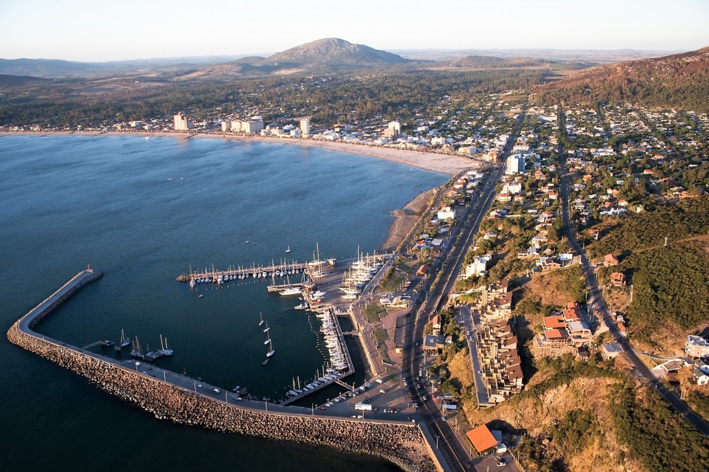 Ministério de Turismo uruguaio revela motivações dos brasileiros que visitam o país Piriápolis, no Uruguai, registrou um aumento de 23,3% no fluxo turístico (Foto: Divulgação)
