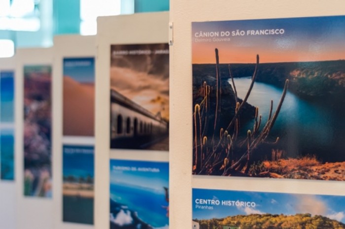 Campanha "Alagoas te faz feliz" realiza exposição fotográfica em Maceió Fotografias exaltam diferentes pontos turísticos de todo o estado de Alagoas (Foto: Divulgação)