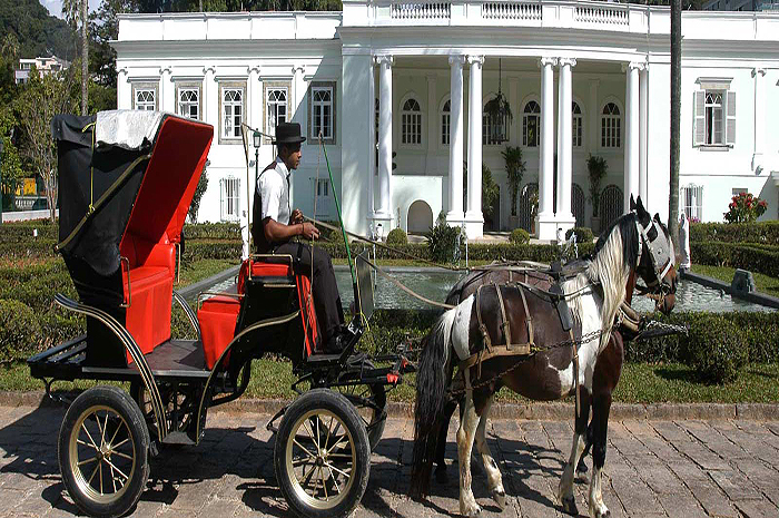 6 hotéis históricos para conhecer no Brasil 6 Hotel Solar do Império