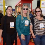 Livia Talala, da Urano Viagens, Arielen Mello e Francine Mendes, da Peregrinus Viagens