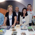 Valter Ribeiro, do Hotel Nikko, Christiane Furmann, da Paraná Turismo, Sandro Guidio e Cristina Cavalheiro, do Hotel Nikko, Jorge Eduardo, da Jens Tours Valter Ribeiro, do Hotel Nikko, Christiane Furmann, da Paraná Turismo, Sandro Guidio e Cristina Cavalheiro, do Hotel Nikko, Jorge Eduardo, da Jens Tours