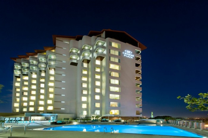 IHG anuncia reformas e investimentos em hotéis da marca Crowne Plaza Reformas servem para acrescentar novas opções aos viajantes de negócios, que são o público-alvo da marca (Foto: Divulgação)