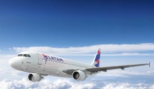 Latam anuncia voo para Bolívia e ampliação de rota para Boston