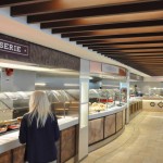 Com 3.350 m² o Market Place Buffet fica aberto dia e noite com diversas opções que vão desde a culinária tradicional a novas tendência
