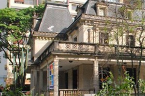10 lugares românticos em São Paulo para ir no Dia dos Namorados Fachada da Casa das Rosas. Foto Casa das Rosas divulgação.