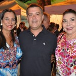 Miguel Ferreira, da Exotico Online, com Cristina Mendonça e Regina Ahmed, da Bahiatursa Miguel Ferreira, da Exotico Online, com Cristina Mendonça e Regina Ahmed, da Bahiatursa