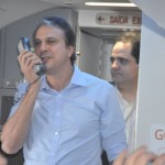 O governador do Ceará também aproveitou para falar aos passageiros durante o voo