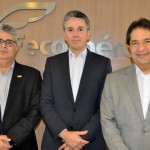 Paulo Studart, da Fecomércio-BA, Felipe Carreras, presidente do Fornatur, e José Alves, secretário de Turismo da BA