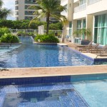 Piscina do empreendimento Piscina do empreendimento