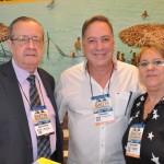 Roberto Pereira, da CTI NE, com Sérgio Alves e Angélica Molina, do CE Roberto Pereira, da CTI NE, com Sérgio Alves e Angélica Molina, do CE