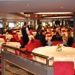 The Waves, restaurante com menu mediterrâneo e capacidade para 600 pessoas