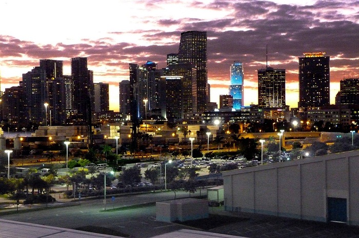 Miami é o destino internacional mais buscado no Carnaval, aponta ViajaNet 1 De acordo com levantamento do ViajaNet, Miami é a cidade com maior volume de compra de passagens aéreas para o exterior.