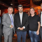Ivan Blanco, da Aerolíneas, Alexandre Rossi, secretário de Turismo de Mata de S. João, Richard Alves, secretário de Turismo de Porto Seguro, Daniel Menta, do Porto Seguro CVB, e Gonzalo Romero, da Aerolíneas Ivan Blanco, da Aerolíneas, Alexandre Rossi, secretário de Turismo de Mata de S. João, Richard Alves, secretário de Turismo de Porto Seguro, Daniel Menta, do Porto Seguro CVB, e Gonzalo Romero, da Aerolíneas