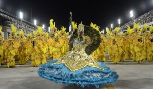Carnaval deve movimentar bilhões na economia do Rio de Janeiro
