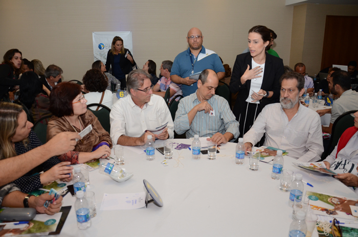 Speed Networking: a dinâmica rodada de negócios do Roadshow M&E Nacional 1 Livia, Setur CE