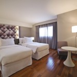 Quarto do hotel NH Curitiba Quarto do hotel NH Curitiba