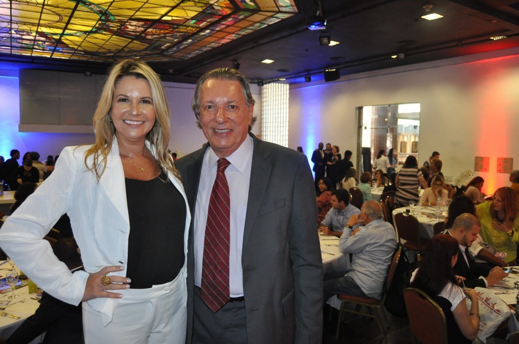Nice Via Apia lança temporada de janeiro de 2022 com condições especiais para agentes Viviane Fernandes e Sergio Fernandes, da Nice Via Apia