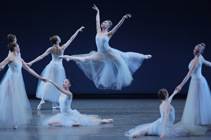 Balé de Nova York entra para a The Broadway Collection O NYCB é formado por 90 dançarinos de prestígio e uma orquestra com 62 membros sob direção artística de Peter Martins (Foto: Divulgação)