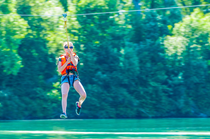 zipline-2447950_1280
