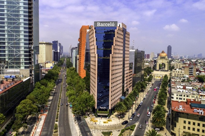 Barceló abre primeiro hotel da rede na Cidade do México O hotel fica localizado na Avenida Reforma, uma conhecida parada de turistas da capital mexicana (Foto: Divulgação)