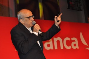 Bogotá deve ganhar voos diretos de Recife a partir deste ano; saiba mais 1 José Efromovich, fundador da Avianca Brasil, fez um passeio pela história da companhia