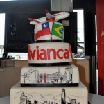 O bolo de comemoração do voo inaugural