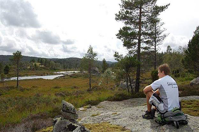 3 trilhas na Noruega para curtir as belas paisagens do destino Hægebostad