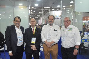 Airton Pereira, Lawrence Reinisch, Eduardo Sanovicz, com Roy Taylor do M&E