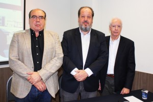Dario Lopes, secretário Nacional de Aviação Civil, e Eduardo Sanovicz e Mario Emboaba da Abear