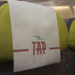 Encostos de cabeça com logo antigo da TAP Encostos de cabeça com logo antigo da TAP