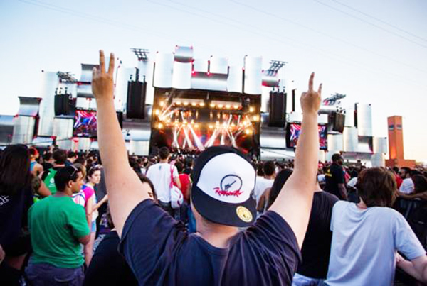 Coronavírus: Rock in Rio Lisboa é adiado para 2021 1 Em 2020, o Rock in Rio retorna à Lisboa