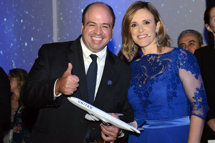 Alex Savic e Lucimar Reis, da United Airlines Alex Savic e Lucimar Reis, da United Airlines