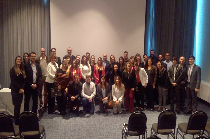 Comitê de Tecnologia & Inovação da Alagev realiza workshop para associados Comitê de Tecnologia & Inovação da Alagev realiza workshop para associados
