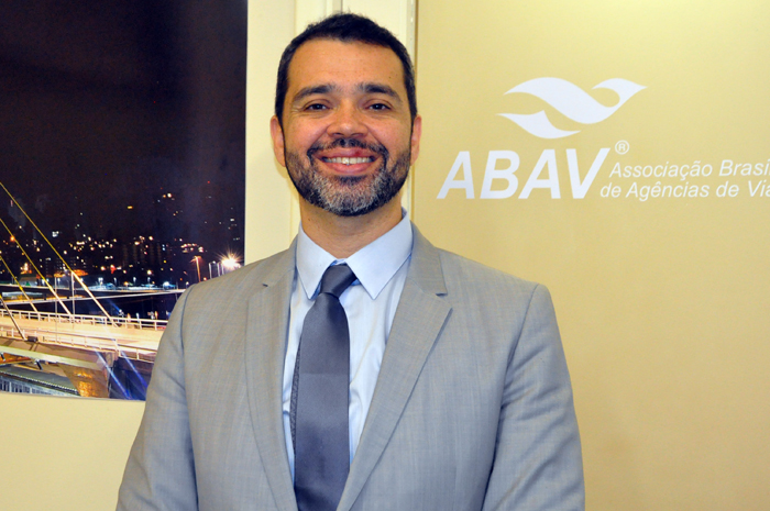 Abav-SP comenta Instrução Normativa da PM de SP 1 Edmilson Romão é o novo presidente da Abav-SP